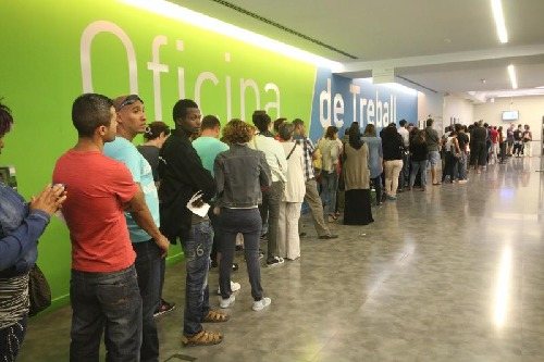 El 32% dels contractes temporals de Lleida no superen el mes de treball