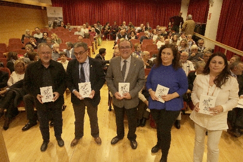 Tarda de polítics, bandolers i crims