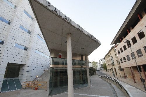 Fiscalia demana 12 anys per a l’acusat d’abusar de la pròpia filla, de només 9 anys
