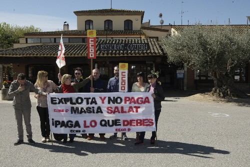 El BBVA ven l’hotel de Masia Salat i sobre l’empresa pesen embargs