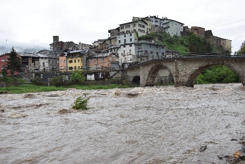 La CHE obliga el Canal d’Urgell a donar aigua als regants de Tàrrega després de tallar-la a l’abril