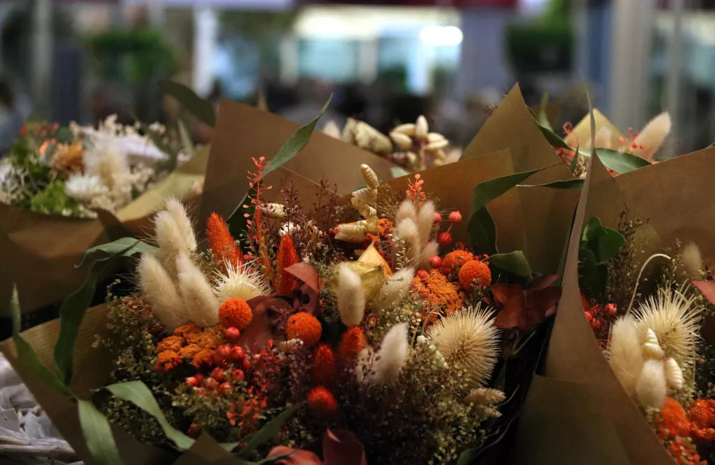 ⏯️ Els materials sostenibles i reciclables guanyen terreny en les decoracions nadalenques d'enguany