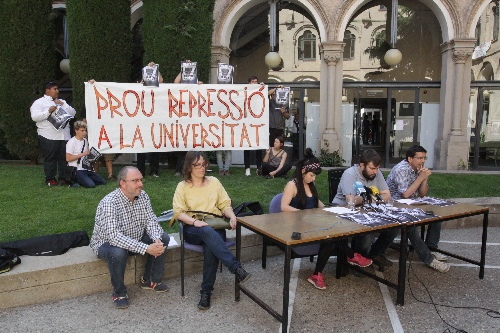 Docents que recolzen els okupes de la UdL demanen mediació neutral