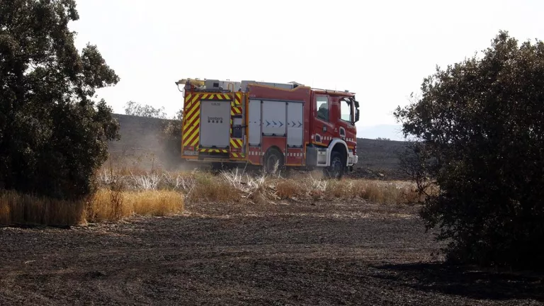 Controlat l'incendi de Torrefeta i Florejacs, el primer de sisena generació a Catalunya