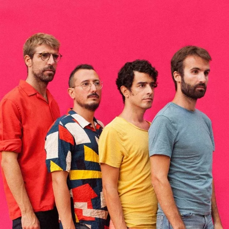 Suspès el concert de Manel a les Festes de la Tardor de Lleida per un positiu a l'entorn de la banda