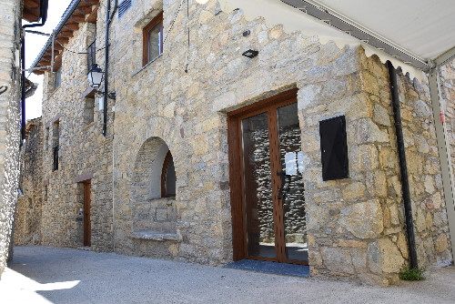 Estamariu renova l’edifici de l’ajuntament