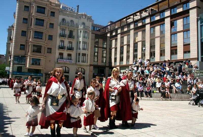 Obertes les reserves per veure la Festa de Moros i Cristians de Lleida