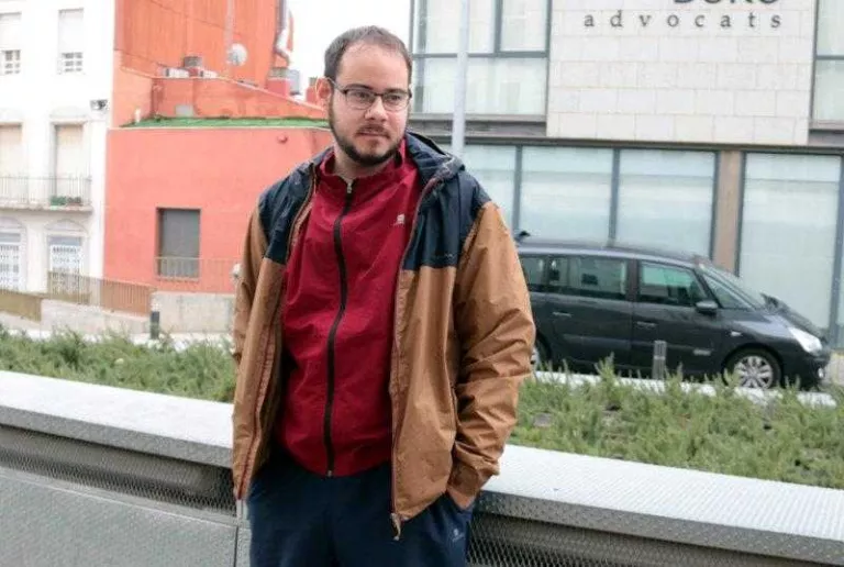 Condemnen a sis mesos de presó Hasél per agredir i insultar un periodista en una tancada a la UdL