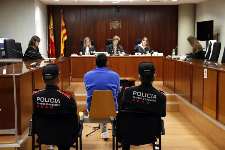 Condemnat a tres anys de presó per intentar agredir la jutgessa que l'havia deixat en llibertat a Lleida