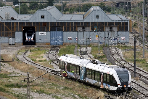 Els nous trens de la Pobla s’estrenen dilluns, gairebé dos mesos més tard del previst