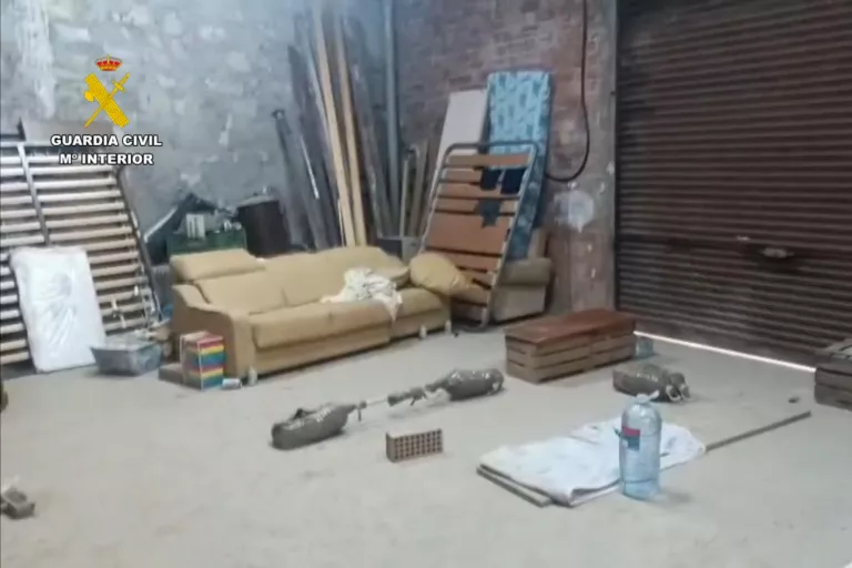 Investiguen dos homes per vulnerar els drets laborals de temporers en una explotació fructícola del Baix Cinca