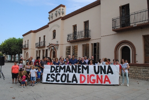 El Poal reclama un col·legi després de 50 anys de classes a l’ajuntament