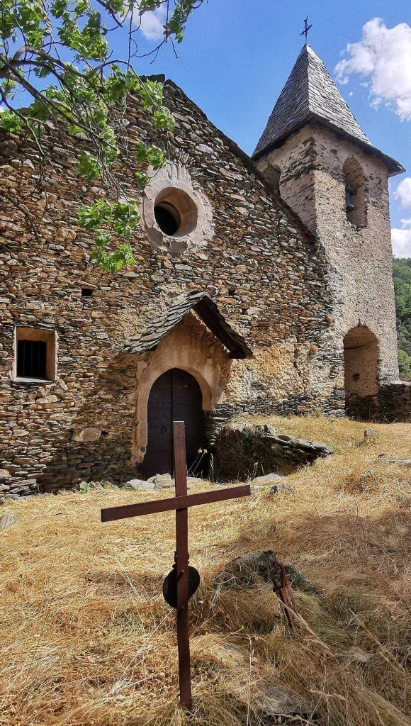 ⏯️ Veïns del Pallars demanen protegir els cementiris de pobles abandonats