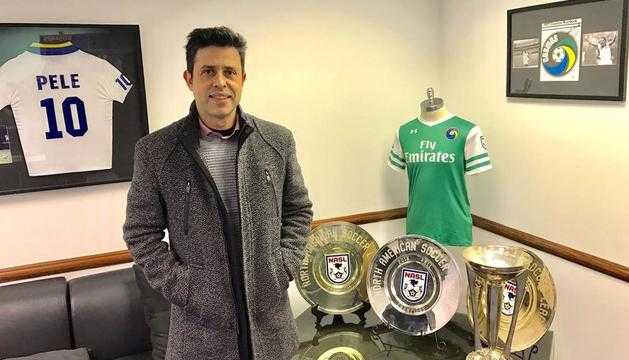 Alberto Gallego, al Cosmos