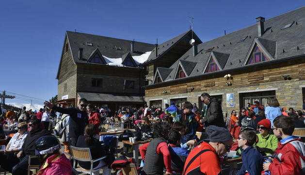 Port Ainé tanca per aforament complet un dia d’afluència excepcional a les pistes de Lleida