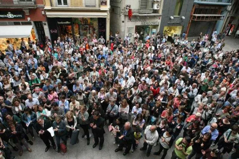 La Generalitat rebutja indemnitzar la família del professor assassinat