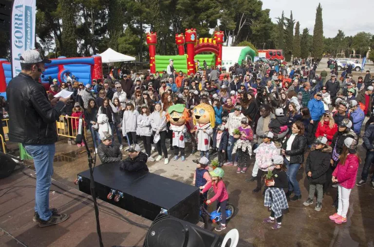 Més de 1.500 vendes a la primera festa Posa't la Gorra a Tàrrega