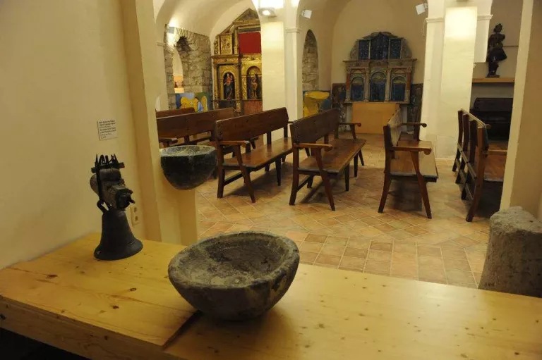 La pila d’Esperan, al museu de l’Església Vella del Pont
