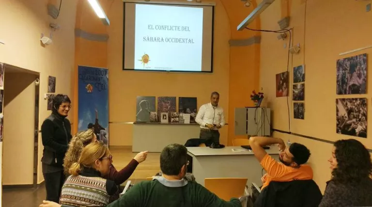 Sàhara Ponent busca famílies i recursos per al programa 'Vacances en pau'
