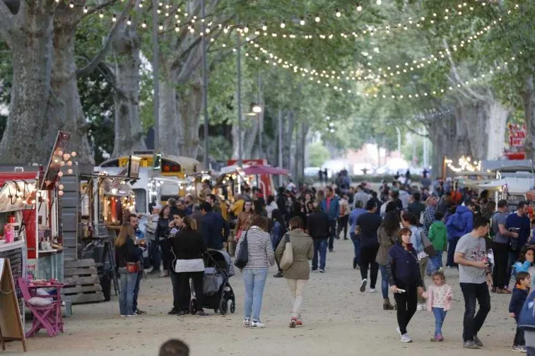 'Food trucks' als Camps Elisis tot el cap de setmana