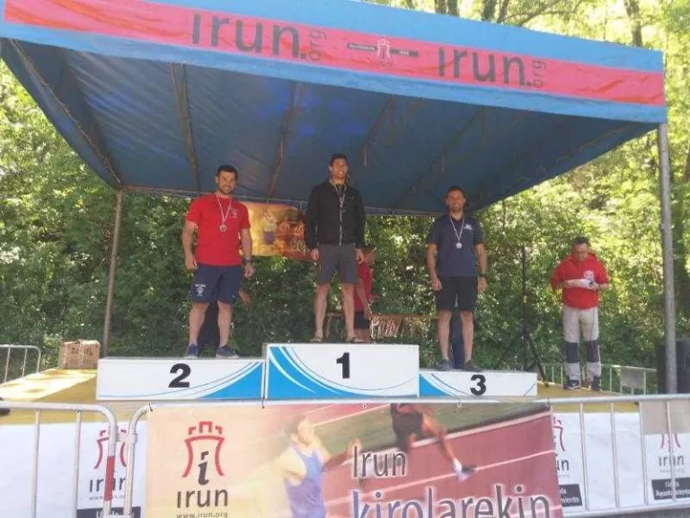 Tres podis a la Copa d'Espanya de descens per al Kayak Mitjana