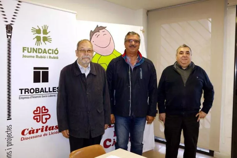 Troballes demana col·laboració a la ciutadania per doblar la recollida de roba usada