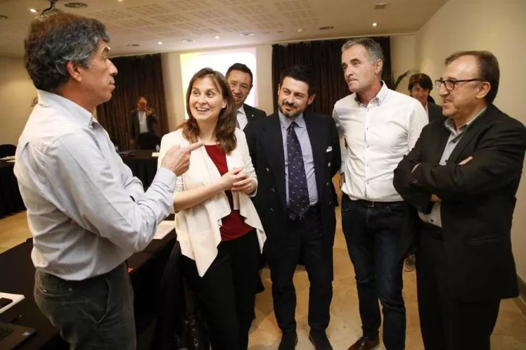 El sector de la fruita dolça de Lleida exigeix mesures per poder sobreviure