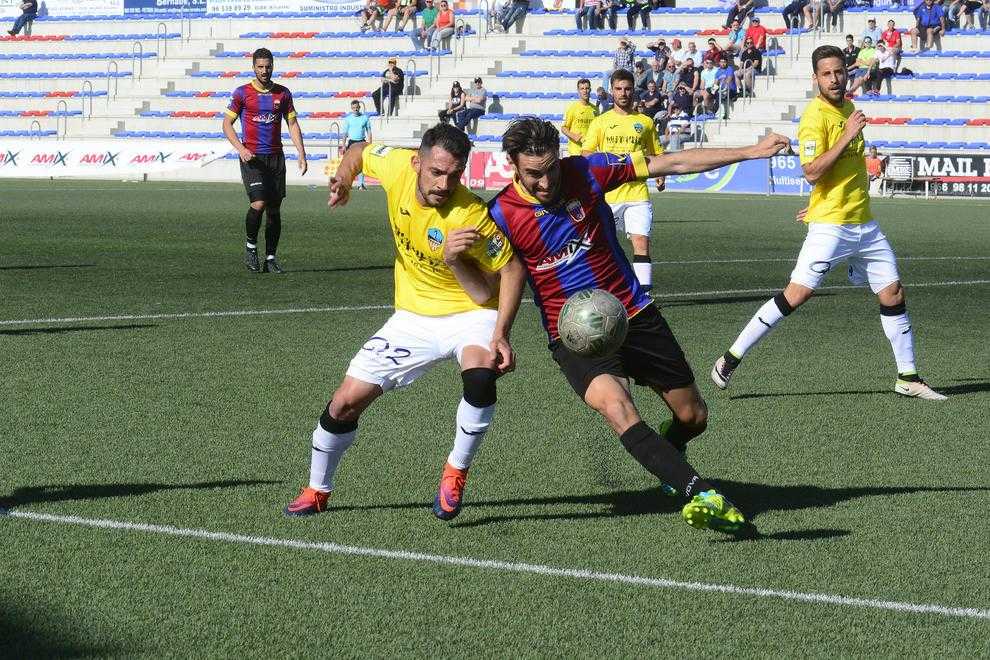 El Lleida acaba la temporada fent el ridícul a Elda