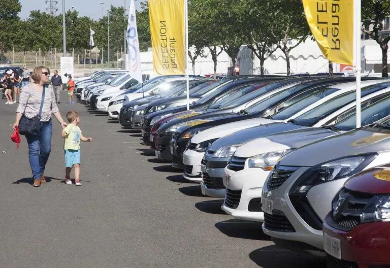 Tàrrega exposa més de 350 vehicles d’ocasió