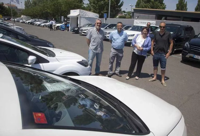 Primeres vendes de vehicles d’ocasió a la fira de Tàrrega