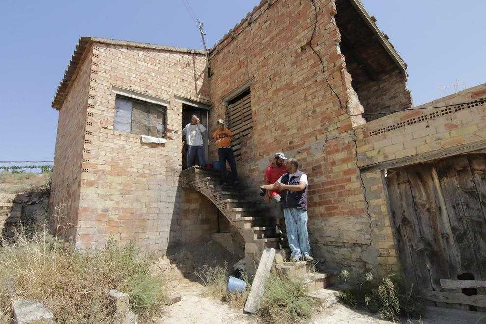 Vaga de temporers a Seròs per “no cobrar el conveni i les llargues jornades”
