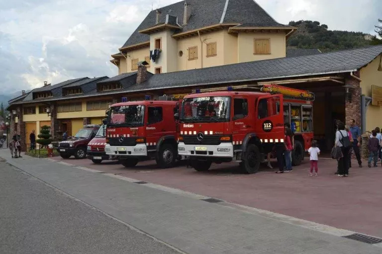 Intenten parar el tancament del parc de bombers de Pont de Suert "in extremis"