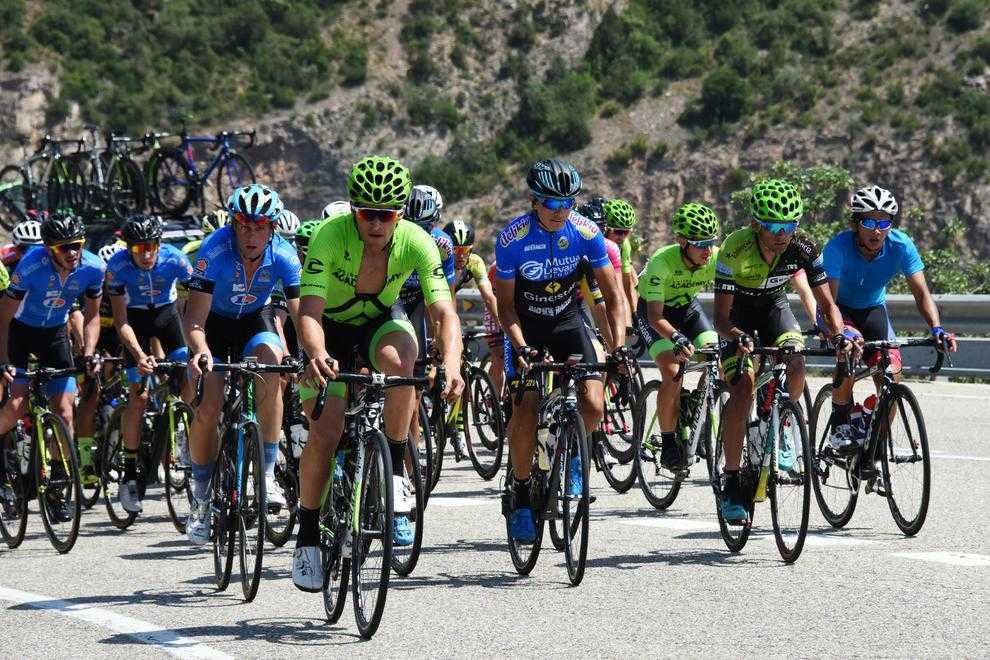 La Volta ja roda amb la dificultat afegida de la calor