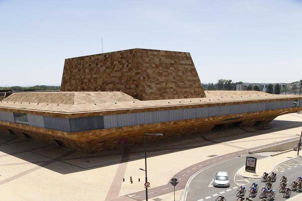 La Volta ja roda amb la dificultat afegida de la calor