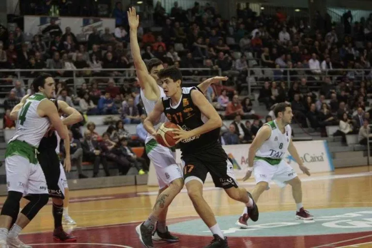 Redueixen els avals de la LEB Or i Lliga Femenina