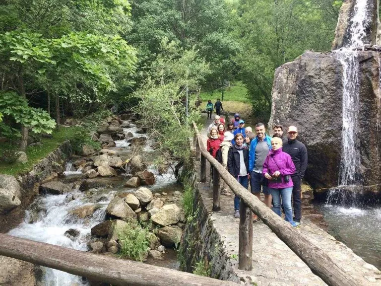 Santi Vila recorre la Ruta Puig i Cadafalch a la Vall de Boí