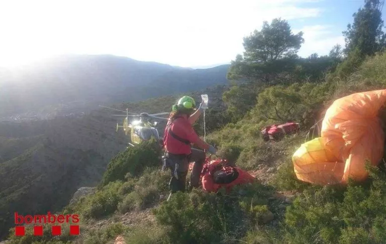 Greu un parapentista de 42 anys al caure a Conca de Dalt