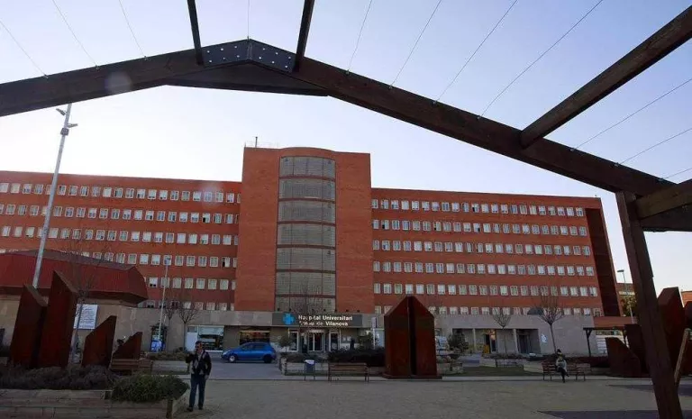Un de cada cinc llits d’hospitals públics de Lleida ciutat estaran fora de servei a l'estiu