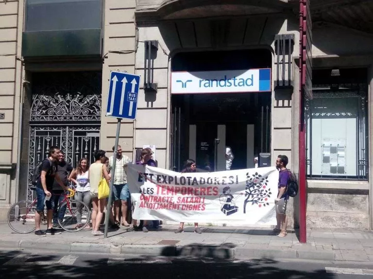 Alerten de 150 temporers contractats sense allotjament