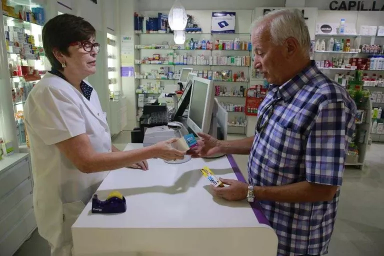 Vuit farmàcies de Lleida vigilaran el mal ús de medicaments i detectaran abans la grip