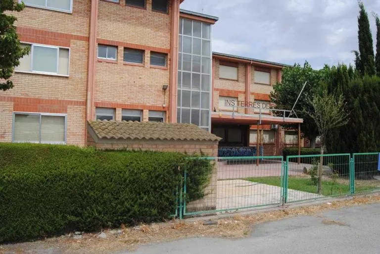 Retiraran amiant de dos instituts a Mollerussa i Balaguer aquest estiu