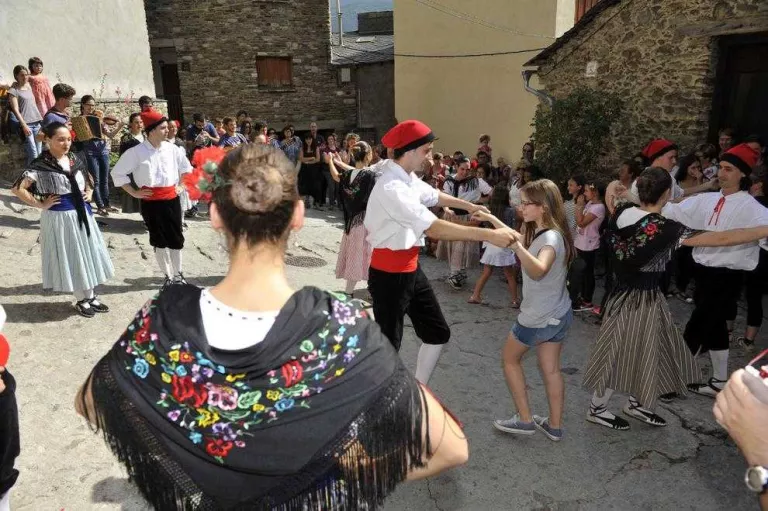 El ball pren el Dansàneu en la jornada clau
