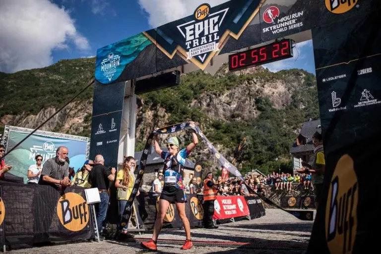 Núria Picas guanya la mitja marató en la seua tornada a la competició