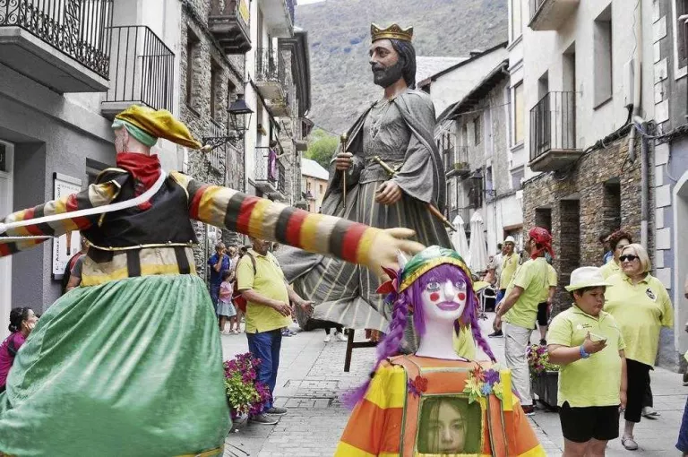 Un Dansàneu obert a nous públics