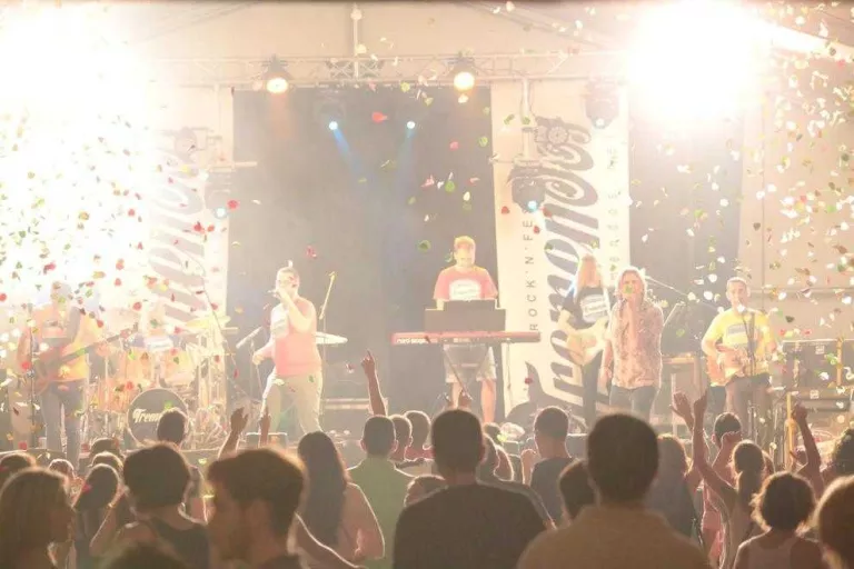 El grup Tremendos anima la Festa Major de Vilanova de Segrià
