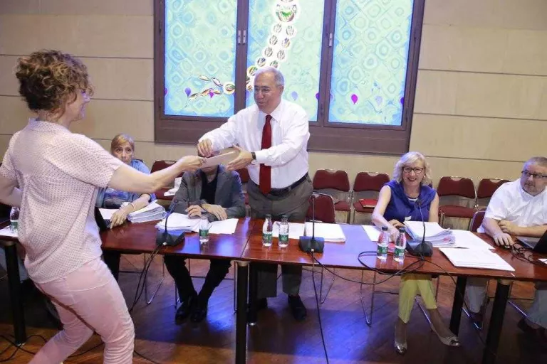El rector dirà en 7 dies si replanteja el rebuig del Pacte pel Referèndum