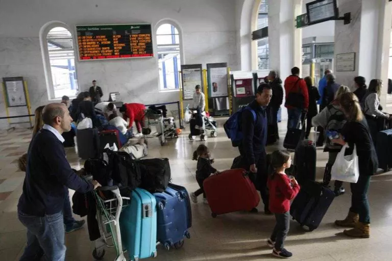Una vaga anul·la una vintena de trens a Lleida aquest divendres