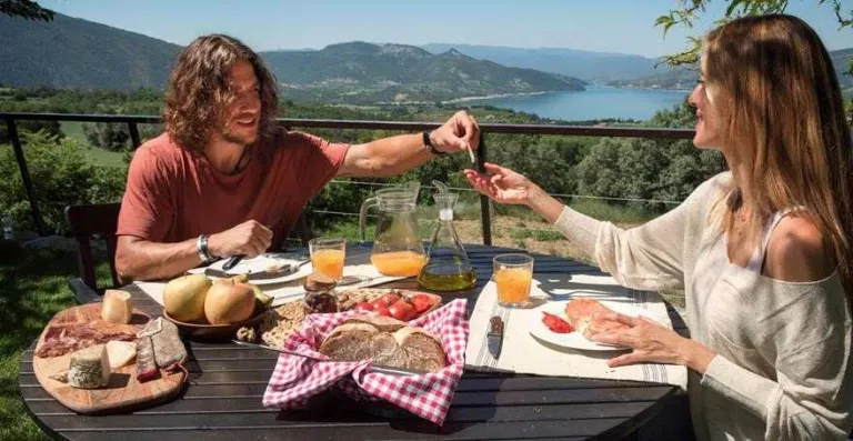 Carles Puyol promociona el turisme des de Lleida