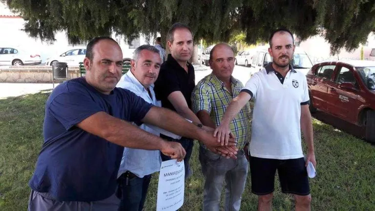 Protesta unitària dels pagesos de la fruita per la ‘tirania’ de la distribució en els preus
