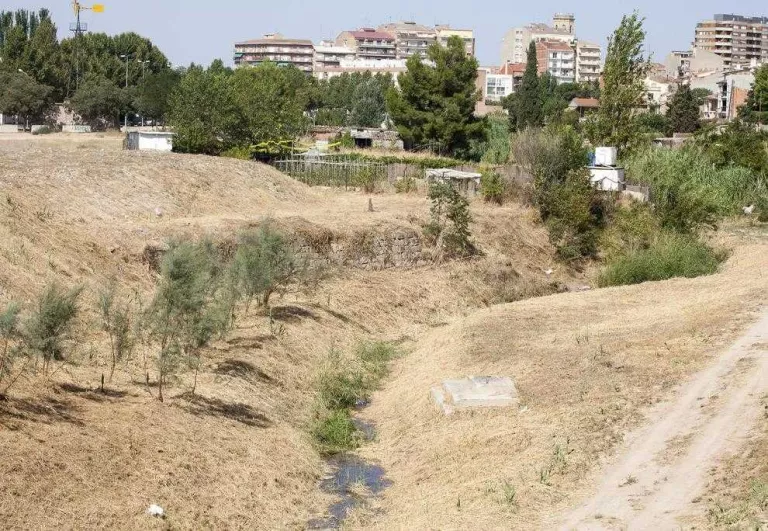 Tàrrega eixampla el curs del riu Ondara per evitar inundacions